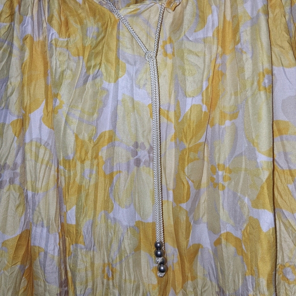 Croft & Barrow Sunlit Floral Blouse - Picture 4 of 4